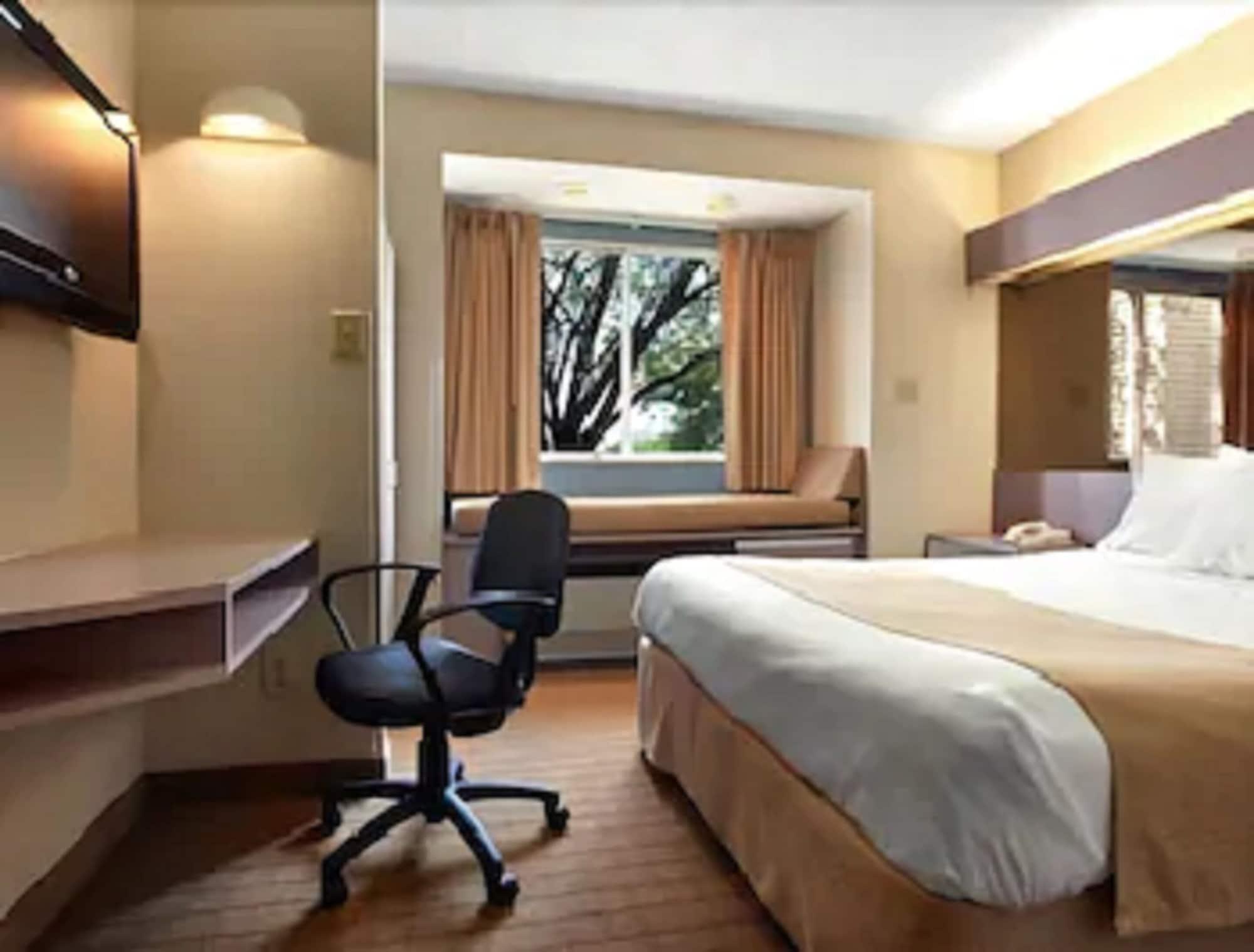 Microtel Inn By Wyndham Lexington Exteriér fotografie