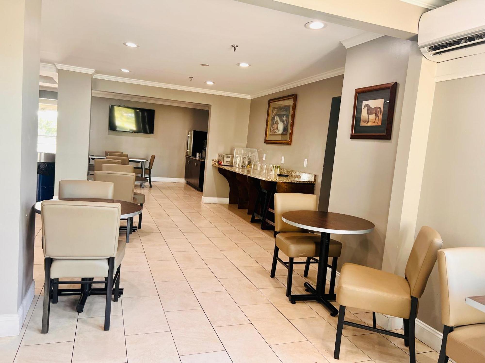 Microtel Inn By Wyndham Lexington Exteriér fotografie